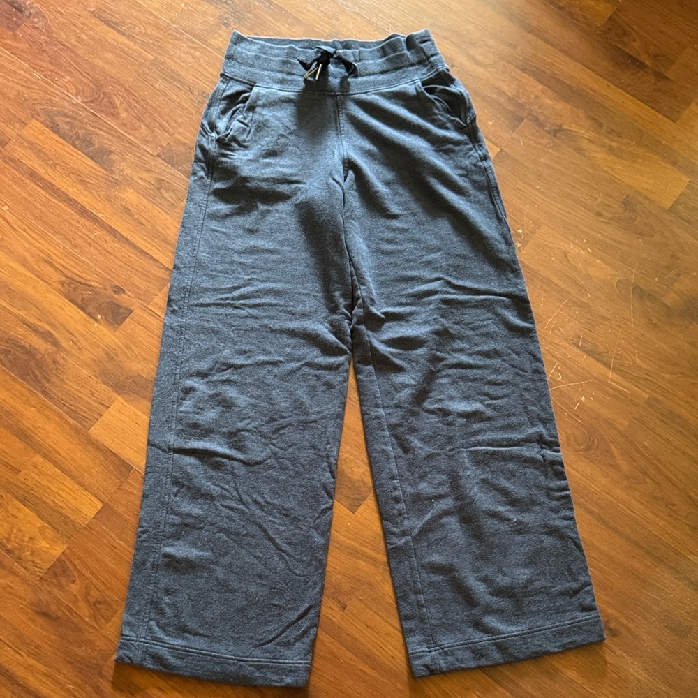 Women’s navy blue Sweatpants